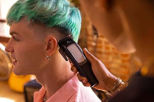 Cordless Hair Clipper Kit with Titanium Blade — photo 3